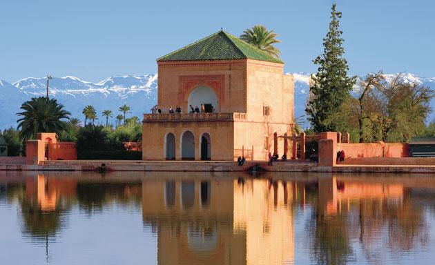 Monuments De Marrakech : La Menara, Héritage Universel.
